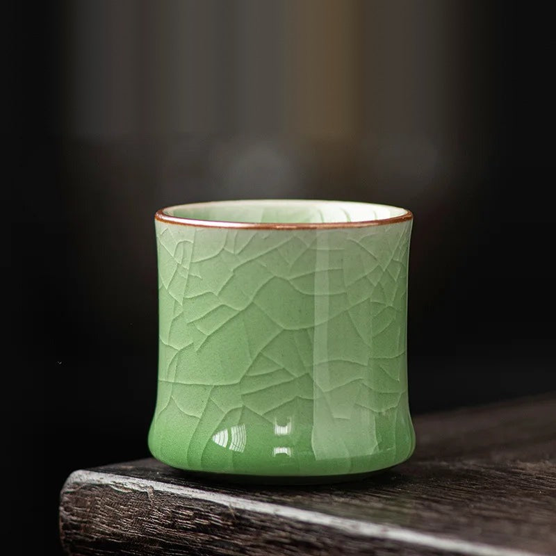 Seladon-Becher Jade