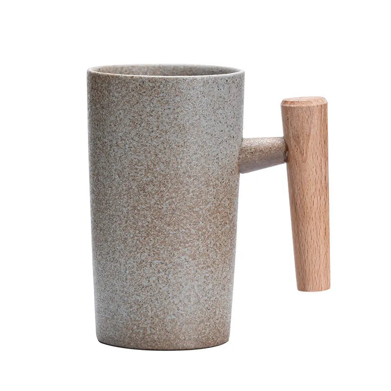 Becher mit Holzgriff